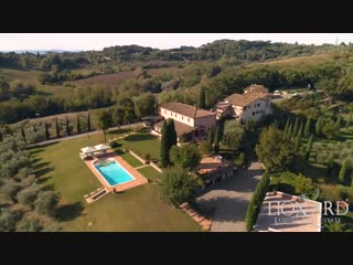 Villa with swimming pool in sienas countryside, tuscany, italy