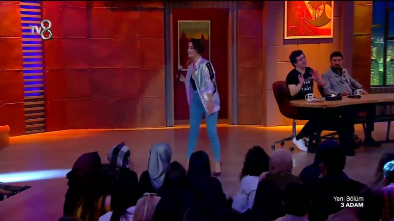 Dicle olcay 3 adam sahnesinde 3 adam