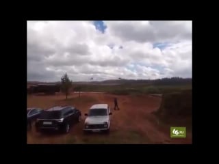 Вертолёт выстрелил по зрителям на учениях