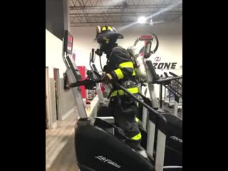 This morning mike bruno continued his tradition on 911 climbing 110 flights of stairs in full gear to honor the firefighters who