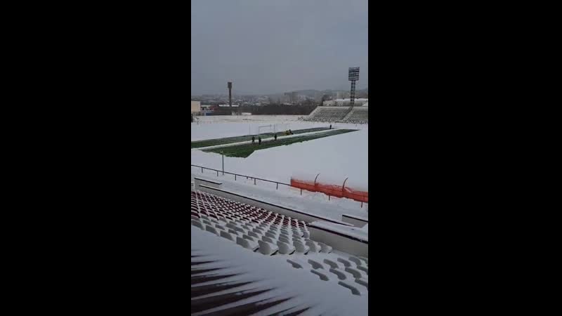 Подготоа стадиона "локомотив" к первому домашнему сбору