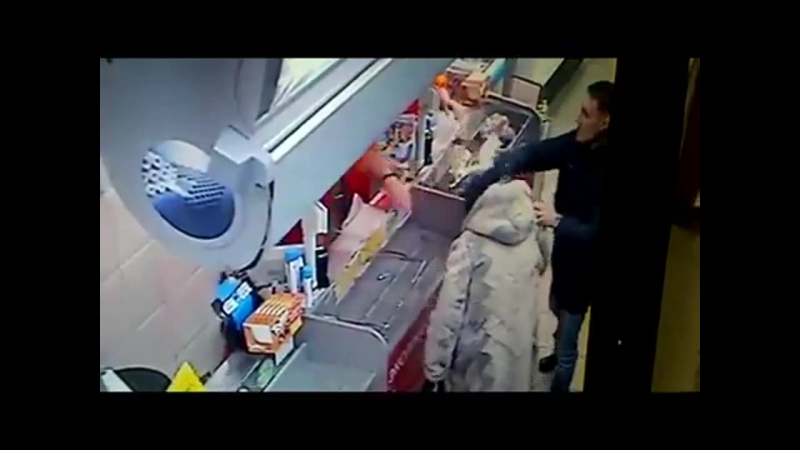 Проверила зажигалку