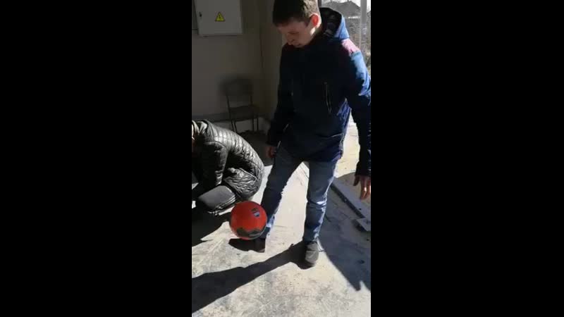 Работа кипит