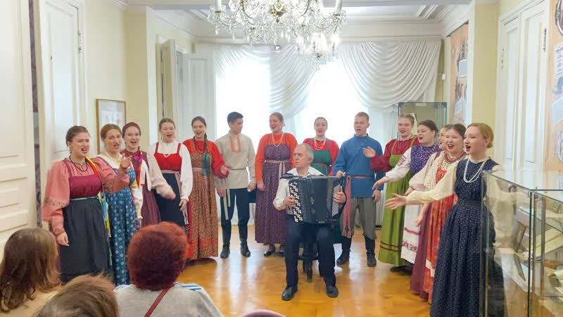 Ансамбль «яхонтцы» провожали казаков