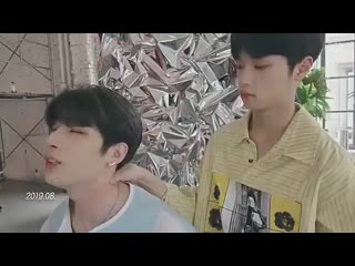 Dongpyo caring for his brother seungwoo