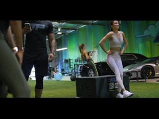 Earning my victoria’s secret angel wings gym time w zac efron