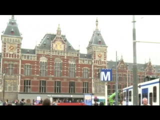 Oxford navigate starter video 5 (architecture in amsterdam)