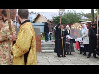 Выход крестного хода из храма в г боровск (малый крестный ход к часовне боярыни морозовой 24 09 2019 г )