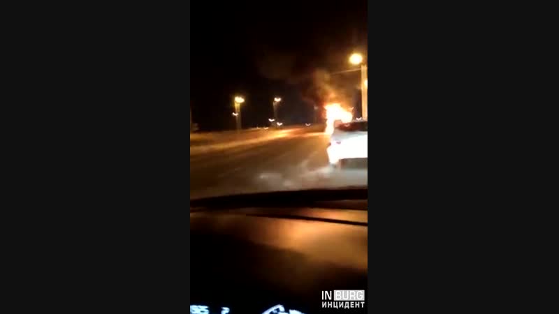 Загорелась скорая