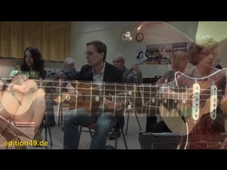 Mandolin orchestra smoke on the water