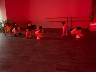 Тренировочные будни тверк i twerk by aleksandra anderson екатеринбург