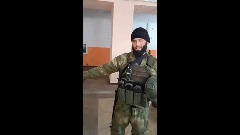 🐖 а вот видео того, как заселялись кадыровские бройлерные свиньи в здание в с #каиры, которое было накрыто «himars»🔥
