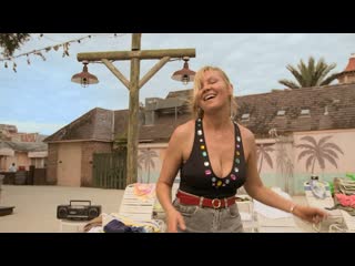 Кирстен данст как стать богом в центральной флориде / kirsten dunst on becoming a god in central florida ( 2019 )