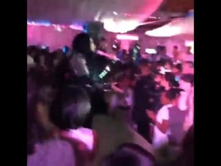 Nicki minaj chi raq (live @ reginae carters birthday party)
