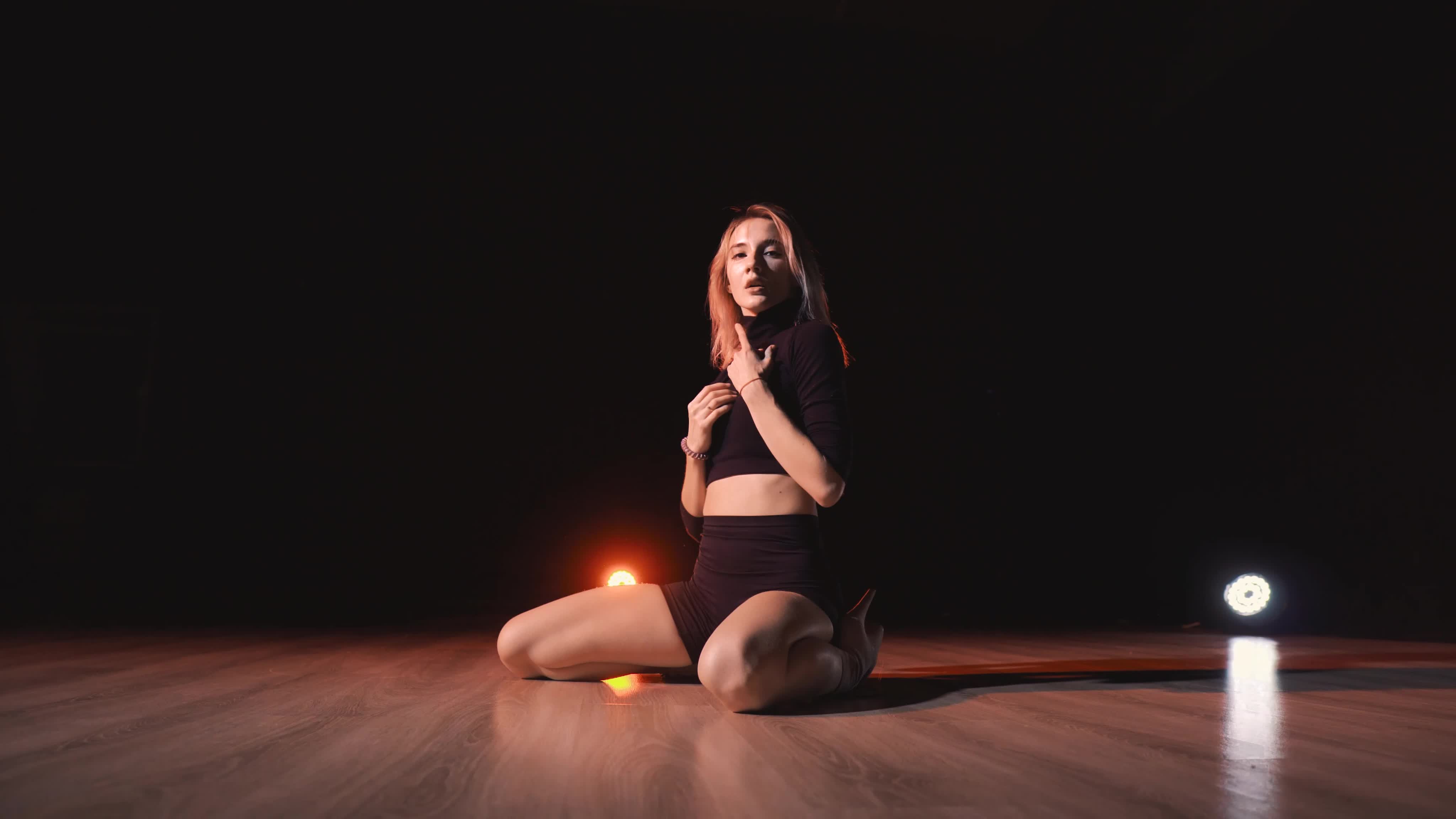 Fotograf bilan kattalar porno