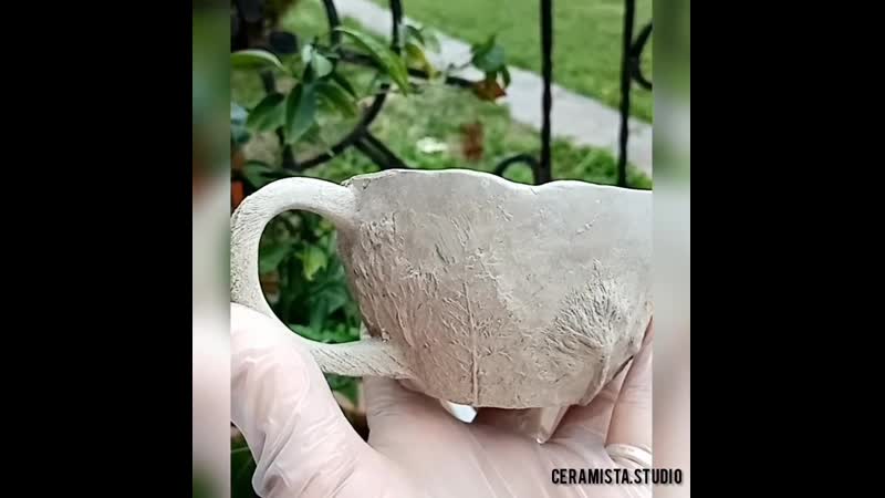 Ручная лепка керамической чашки