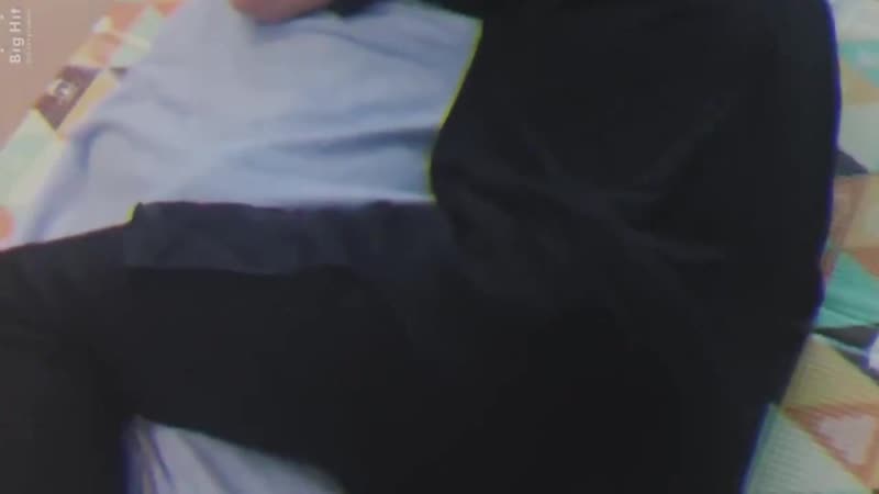 Just cant stop thinking about this!! theyre always clinging onto each other jungkook loves carrying hoseok around, how he cried