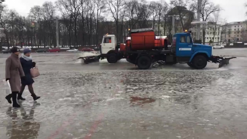 #плошча хочуць разганяць сьнегауборачнымі машынамі?