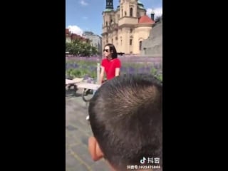 Victoria spotted filming in prague (180718)