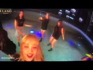 Compilation of twerking miyeon & idle on online concert