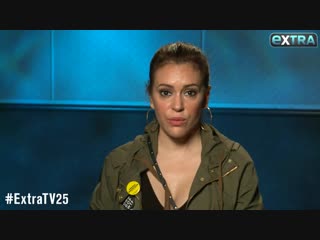 Alyssa milano’s loving message for selma blair | extratv