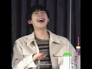 Playful foxy baby › 211229