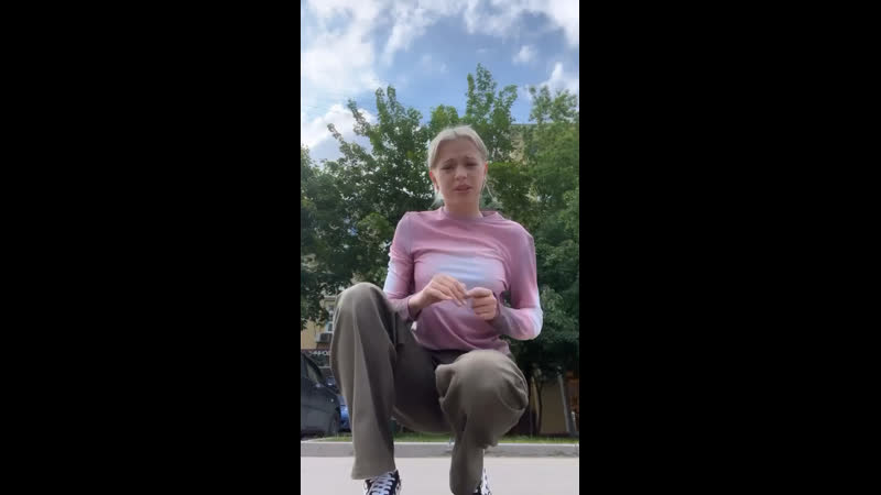 С юлей гаврилиной некрасиво обошлись в салоне маникюра