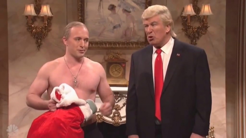 Путин через каминную трубу приходит на рождество к трампу пародия saturday night live