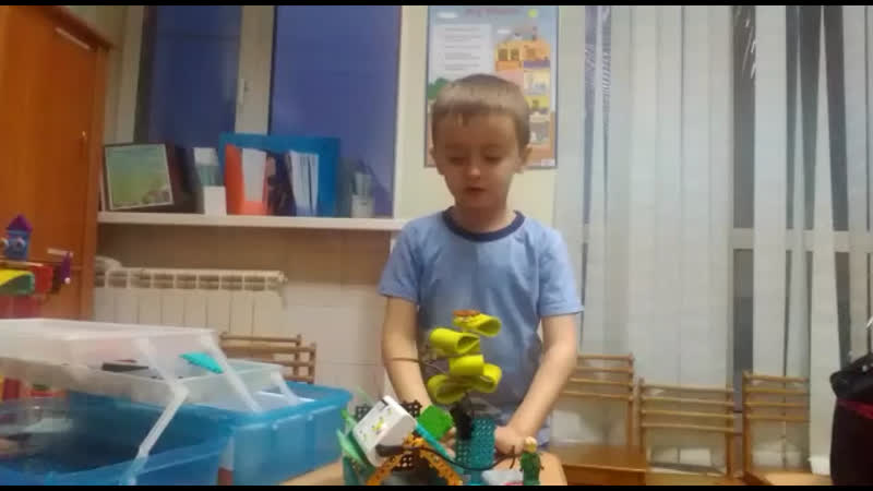 №14 бондарев роман «дом деда мороза с новогодней елкой»