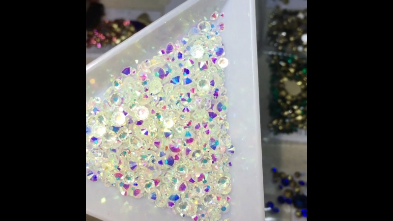 Стразы голографический mix 720 шт