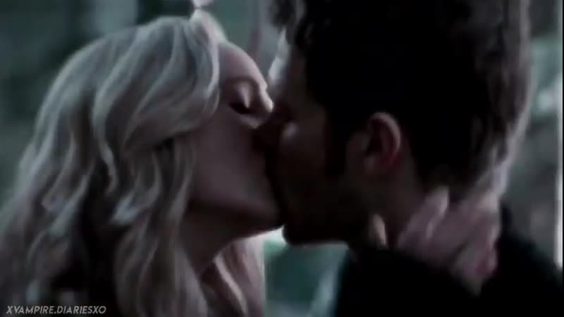 ↬ the vampire diaries ; caroline forbes x klaus mikaelson vine