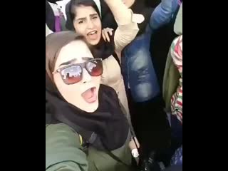 On instagram متن عکس نویس خوب عالی تم(mp4)