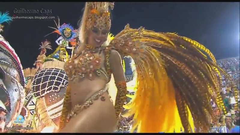 Andrea andrade e bianca salgueiro desfile campeãs rj | brazilian girls