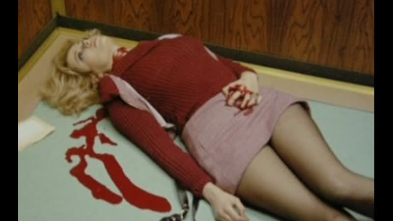 Perche quelle strane gocce di sangue sul corpo di jennifer? 1972 / the case of the bloody iris / ирис в крови hd 1080 (rus)