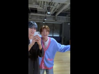 Treasure ‘다라리 (darari)’ mirror selfie clip ( haruto&junkyu ver )