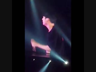 Taejin hugging i take back my statement about them being cowards dtjdkt how cute