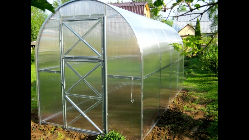 Теплица дачная двушка короткий обзор