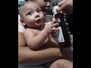 Малой весь в батю