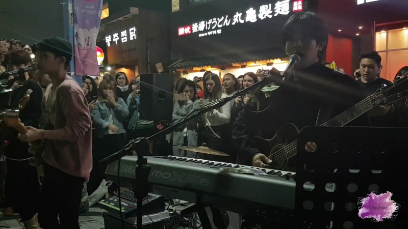181015 [busking in hongdae] the rose candy (so good)