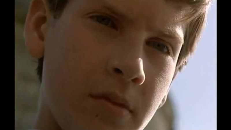 Боже, любовник моей матери и сын мясника / dieu, l'amant de ma mere et le fils du charcutier (1995) комедия молодые в кино