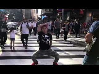 Еври дей дрочу на корейцев