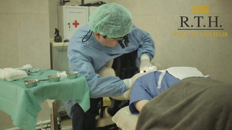 Консультация хирурга по пересадке волос, процедура пересадки волос