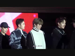 [fancam] nu'est w dejavu + where you at + love paint + look (18 10 18)