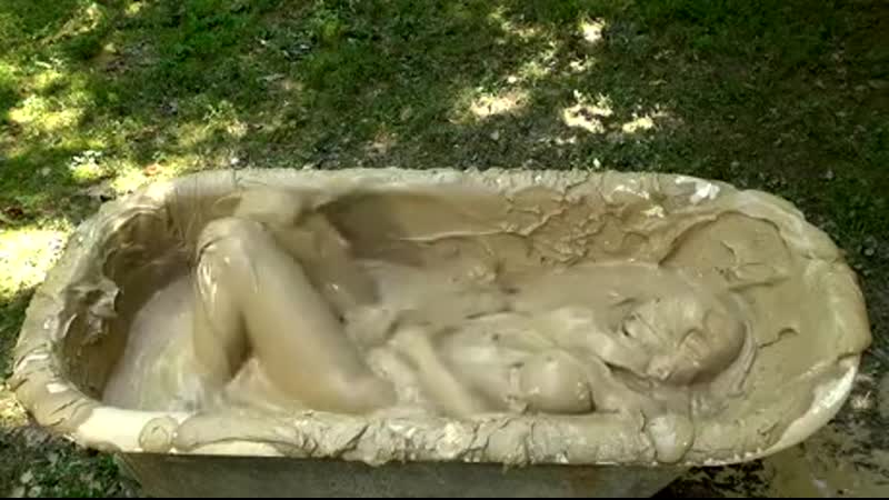 А как вы относитесь к лечебным процедурам например, грязелечение