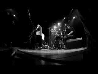 Mashrou' leila let me go erik truffaz quartet feat hamed sinno (live at musichall)