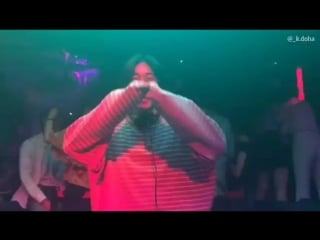 P nutz стесняшка