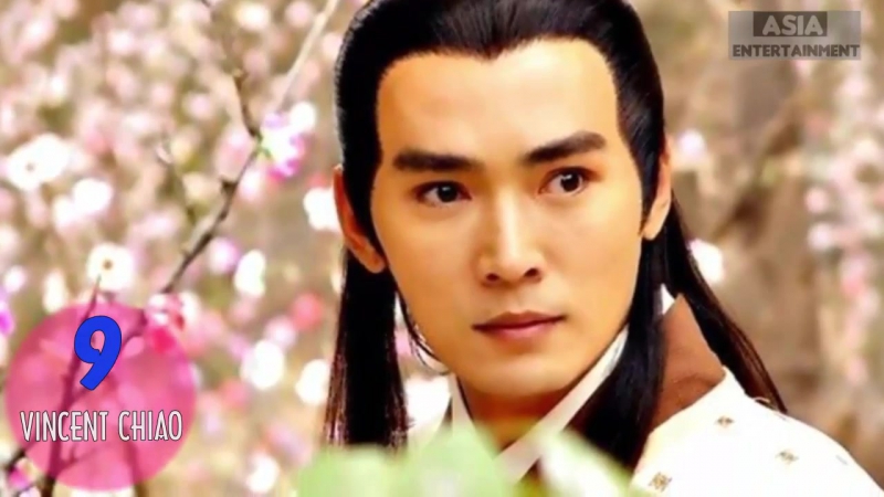 15 китайских красавцев в исторических костюмах