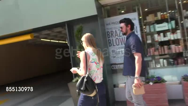 Кэти сакхофф и карл урбан ходят по магазинам,