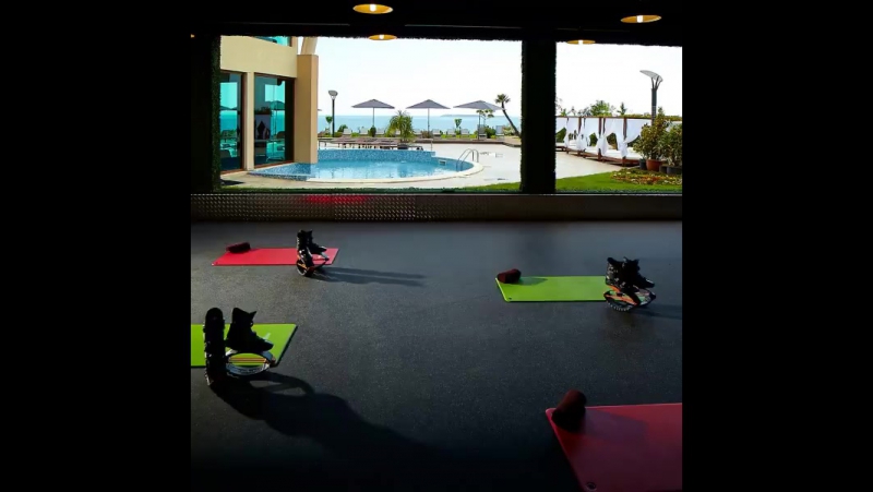 Pulse fitness beach club, святой влас