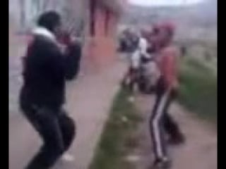 Драка на ножах, разборки (латинская америка) (огого видео)